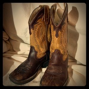Children’s square toed cowboy boots
